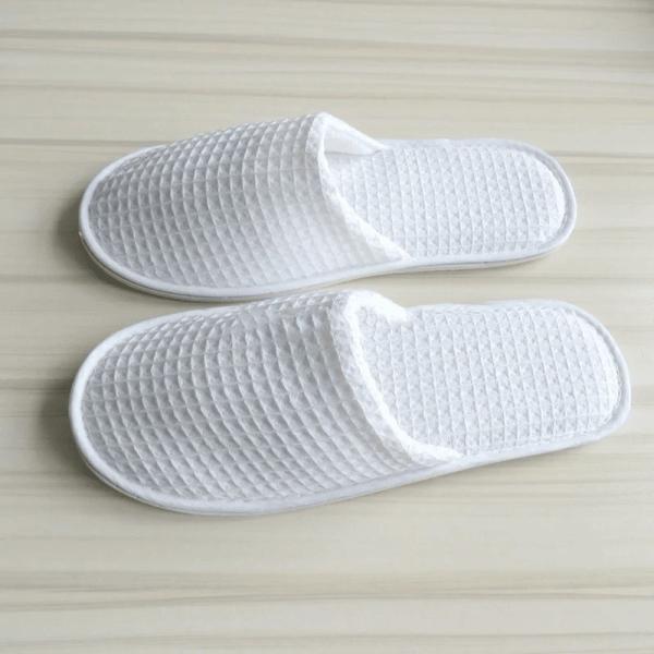 Disposable White Towelling Spa Slippers House Guest Slippers