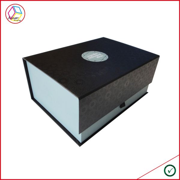 Custom Logo Four Pieces Magnetic Gift Box With Satin Ribbon