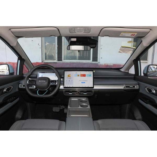 Pure Electric left Hand Drive Vehicles GAC AION Y PLUS 5 Seater SUV