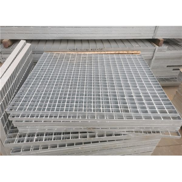 Stainless Galvanized Stair Treads Steel Grating Catwalk Q235 305mm Width