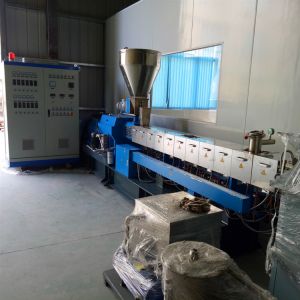Low Noise 65mm Twin Screw Extruder for Daily Plastic Product Raw Material Modification