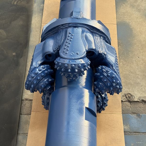 Hole opener for water well drilling