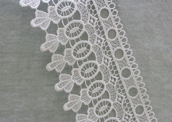 Vintage White Floral Venice Lace Trim For Clothing / Wide Bridal Wedding Lace Fabric