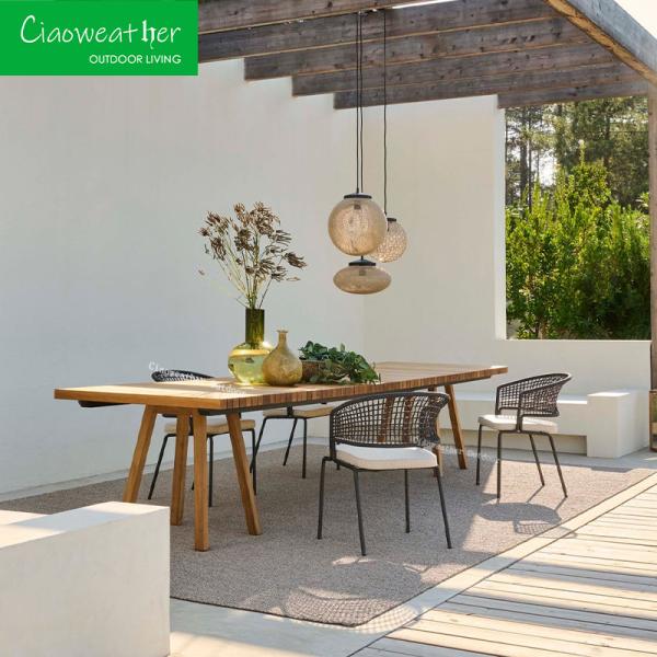 Design de meubles d'extérieur moderne cour de la table à manger évolutive