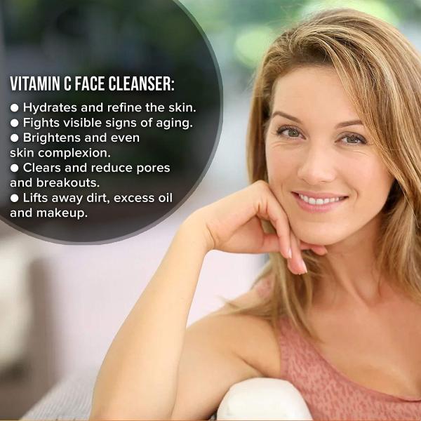 Natural Anti Aging / Anti Blemish Face Wash With Vitamin C Milk White Color