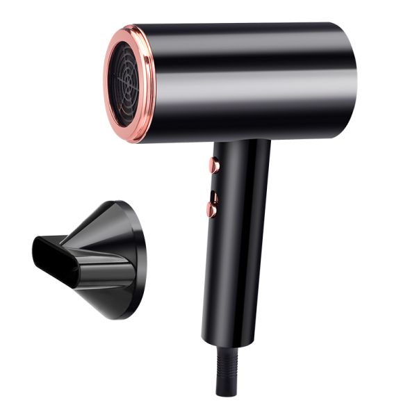 пластиковый коммерчески фен для волос 2000W с крутым снятым объектом