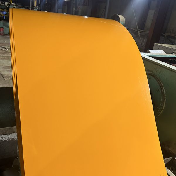 Secondary Ppgi Steel Coils Prepainted Galvanized Steel Coil 5~15micron Back Coating Thickness