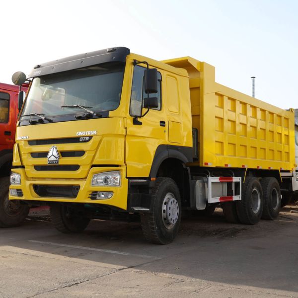 Diesel Sinotruk 6X4 Dump Truck with ISO Certification Tyres and Hydraulic Steering