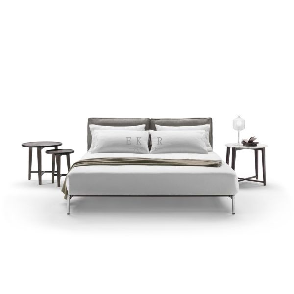 Leather Upholstered Modern Design King Size Bed