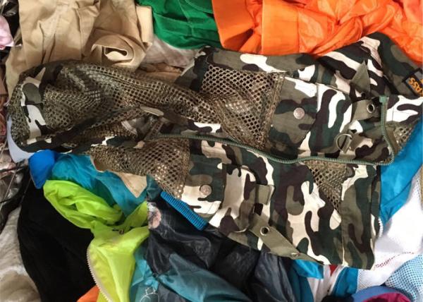 Mixed Size Used Children'S Clothing / Sorted Second Hand Clothes For Winter