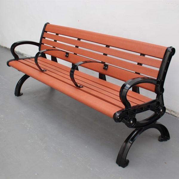 Традиционная деревянная скамейка для деревянных садов с переработанным композитным материалом