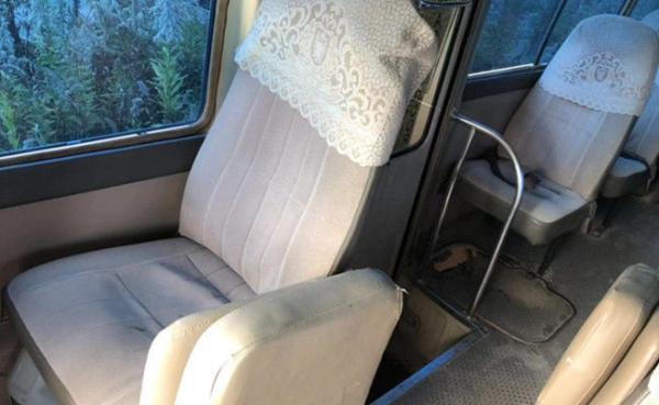Commercial 30 Seats Used Toyota Coaster 7.50R16 Tyre Beautiful Appearance