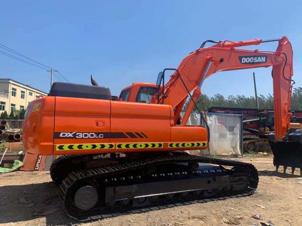                  Used Excavator Doosan Dx300LC Secondhand 30t Crawler Track Digger Dh300LC Original Korea 30 Ton Resonalable Price             