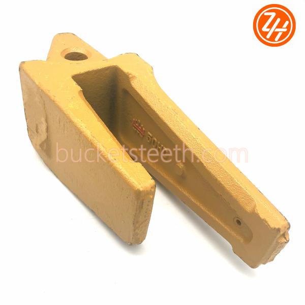 207-939-3120-50 PC300 Bucket Tooth Adapter Komatsu Excavator Parts