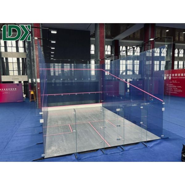 Cour de squash en verre trempé personnalisation extérieure terrain de jeu de squash plancher en bois