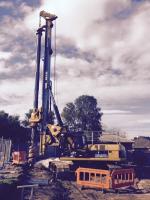 Estabilidad hidráulica del mecanismo KR150C de la salida de Rig With Rotary Angle Displacement de la perforación de la pila de la fundación que llena alta