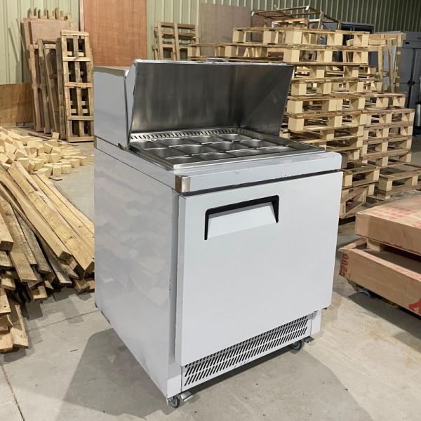 Single Door Kitchen Refrigerated Sandwich Prep Table Air Cooled With Backsplash