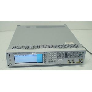 N5182B MXG X-Series Vector RF Signal Generator with 9 kHz to 6 GHz Frequency Range and +27 dBm Output Power