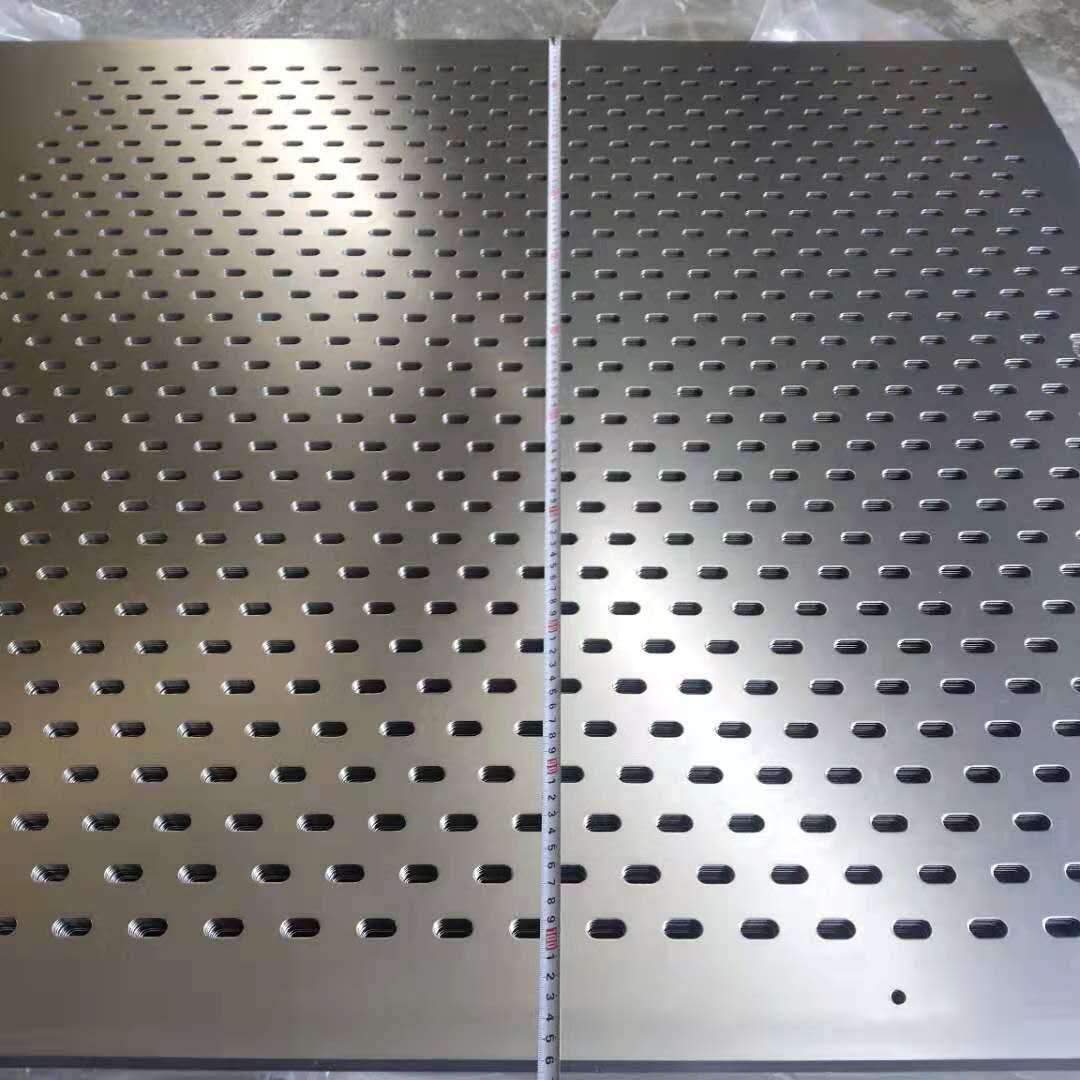 Нержавеющая сталь CNC 316 пефорировала лист 48