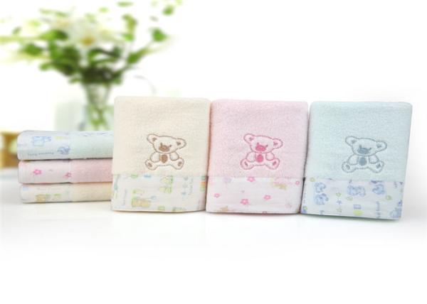 Trendy Applique Baby Face Towel Color Magnet 100% Cotton Super Weather Ability