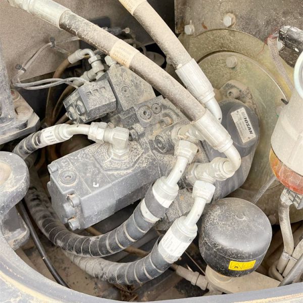 Korea Original Earth-Moving Machinery 6 Ton Excavator Mini Digger for Shanghai Market