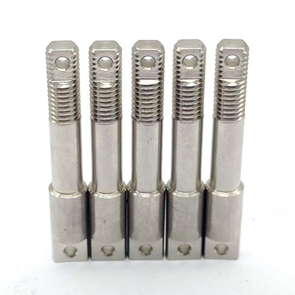 Fermeture à hexagone en acier au carbone galvanisé Forge à froid Fermeture à œil à tête plate