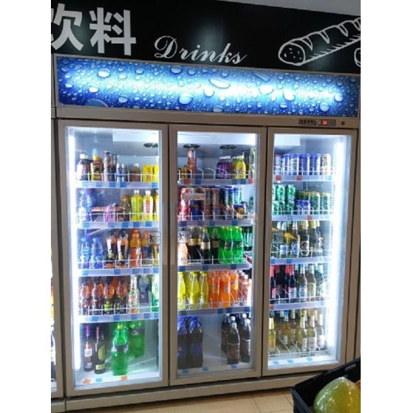 Automático descongele el refrigerador de cristal comercial de la bebida de la puerta para el supermercado con el calentador