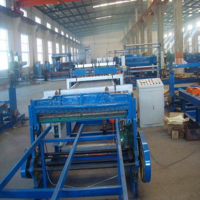 PLC 3mm Width Pneumatic Spot Welding Machine Panel Evenness Square Mesh