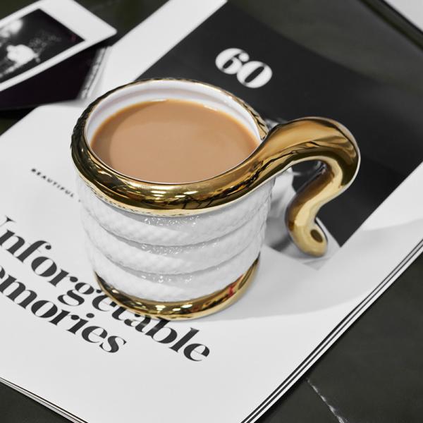 Multi-Colored Unique Shape 3D Ceramic Tea Mug Wear Resistant