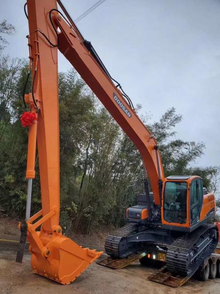 Doosan DH215,DX380 20M  extended boom and arm excavator with Q550 Materia for long distance digging and dredging river