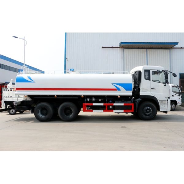 Street Cleaning Water Tank Truck , Construction Water Truck 20Ton - 25Ton
