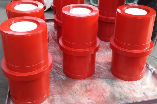 National 10P130  mud pump fluid end module, Hy-chrome liner, valves, pistons, Zirconia liner, Urethane bonded piston