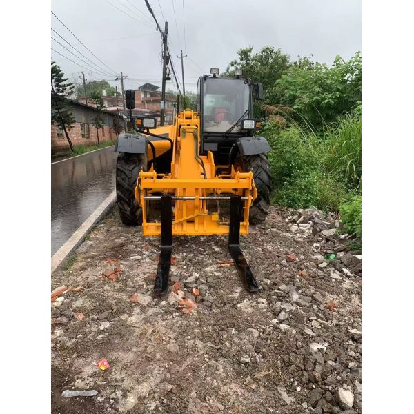 JCB 535-95 britannique d'occasion Télégraphe compact Facile à utiliser et à entretenir