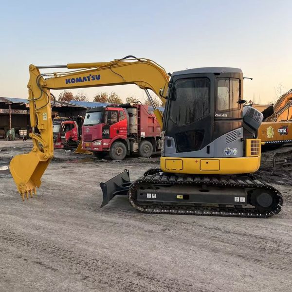 Used Komatsu PC78 Excavators Earthwork 7Ton Hydraulic Crawler Machinery