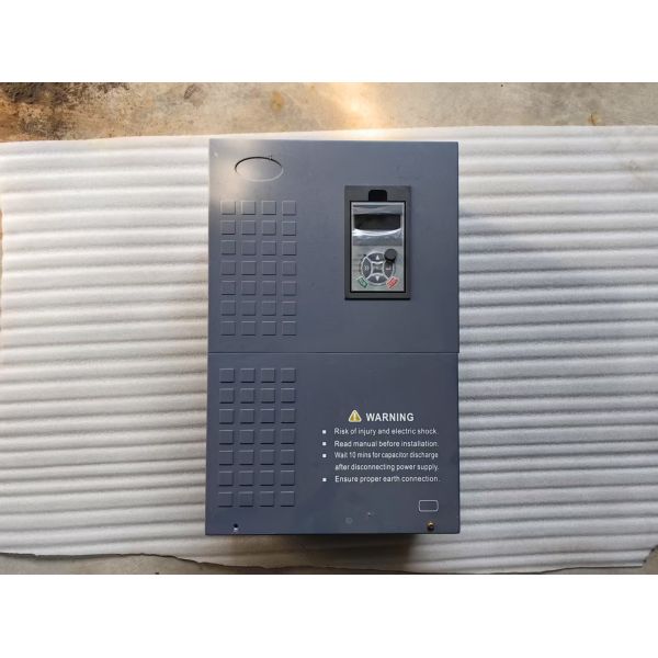 Original In-Stock Frequency Converter 18.5KW/22KW Variable Speed Drive 380V 400V