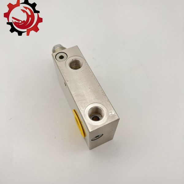 Конкретный насосный грузовик с пневматическим противовесом 013.439.104.39