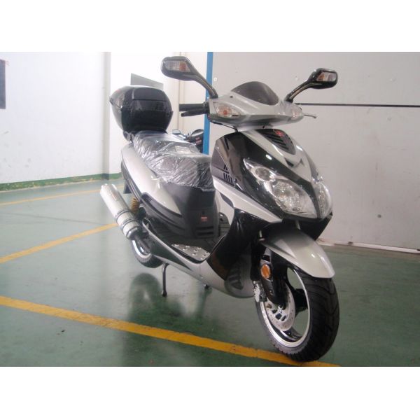 скорость законных самокатов улицы 150кк быстрая, сильная лошадиная сила с самоката газа дороги