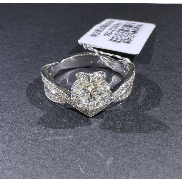 Crown 18K Gold Customized Fine Jewelry IGI GIA Lab Grown Diamond Ring for Women Engagement Wedding Banquet