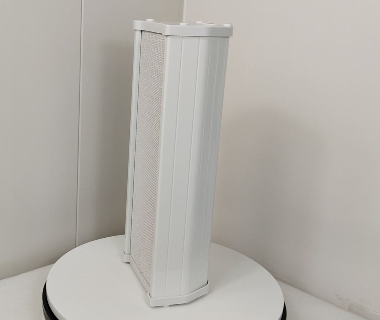 10W 20W 30W 40W IP44 Aluminum Column PA Speaker 4 Inch Woofer 1 Inch Tweeter