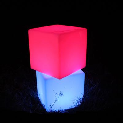 Remote Control Outdoor LED Cube Light With Rechargeable 4400mah Battery