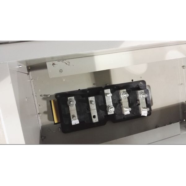 O cobre compacto do soquete da barra fixa acessórios da barra obstrui os dedos da facada