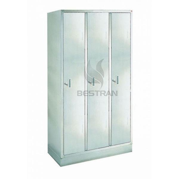 Three Units Wardrobe