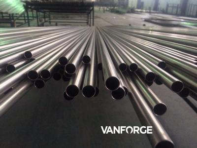 Round ASTM B338 Gr5 Seamless Titanium Alloy Products Customized OD Sizes Walls