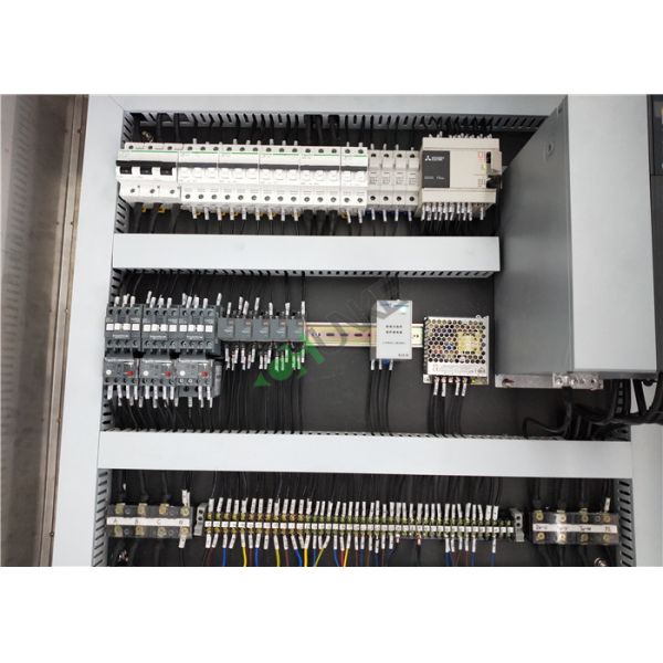 Industrial Professional Filter Systems RO Water Treatment Plant With Silver Water Tank 6T