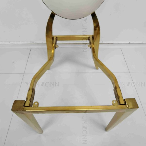 Classic PU Cushion Wedding Banquet Chair White Metal Dining Room Chairs Dismantle Model