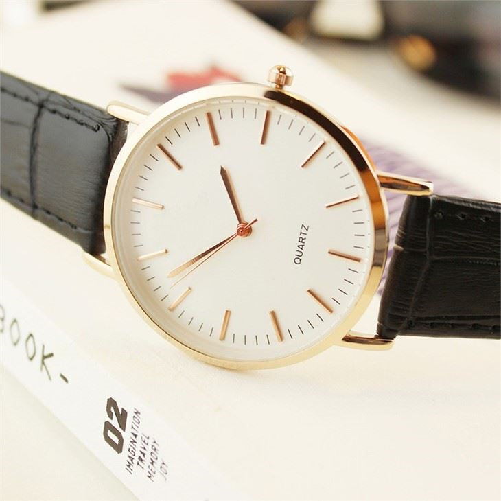 Classic Diamond Quartz Leather Band Watches For Couple Designer