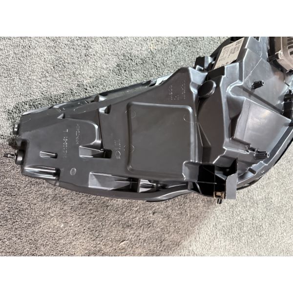 OEM Used Tesla Model Y Headlight Replacement Black LED Headlamp Assembly Part number: 15149-53-00C