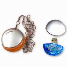 Memoria USB AT-032 de la historieta