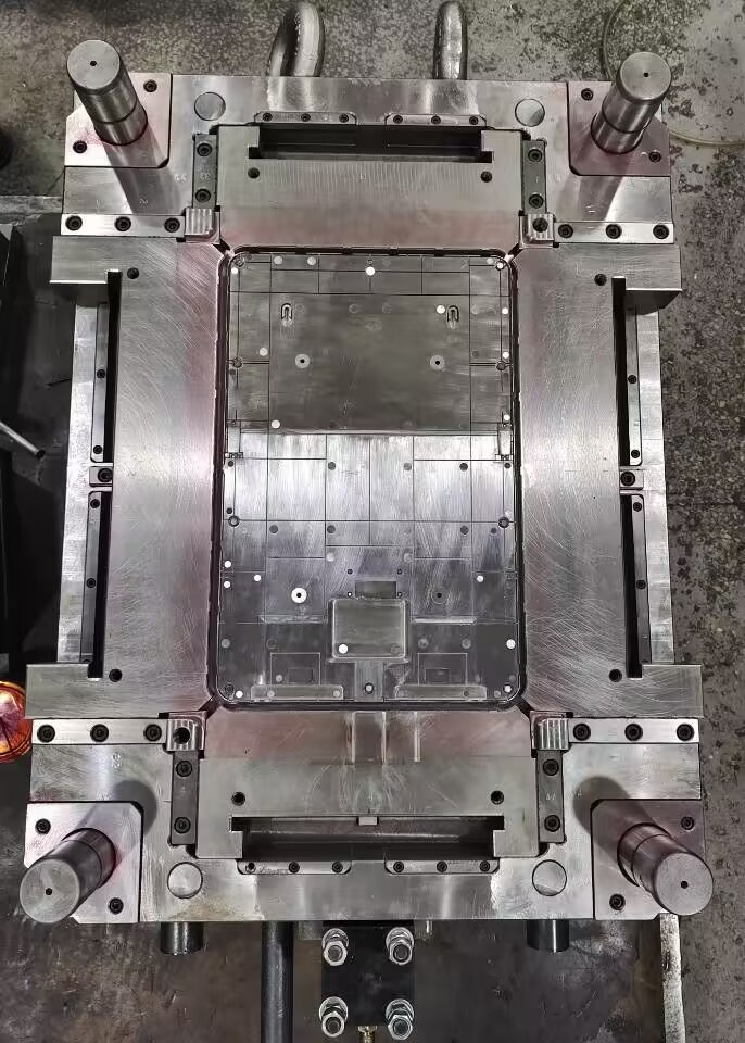 Инжекционный метод литья инжекционного метода литья точности ODM NAK80 S136 OEM пластиковый умирает