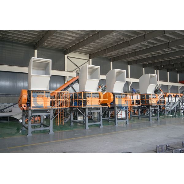 High efficiency 2000kg/hr D2 blades Wet plastic crusher for PET bottles